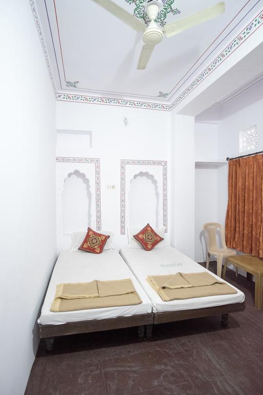 Devi Vilas Guest House Удайпур Экстерьер фото
