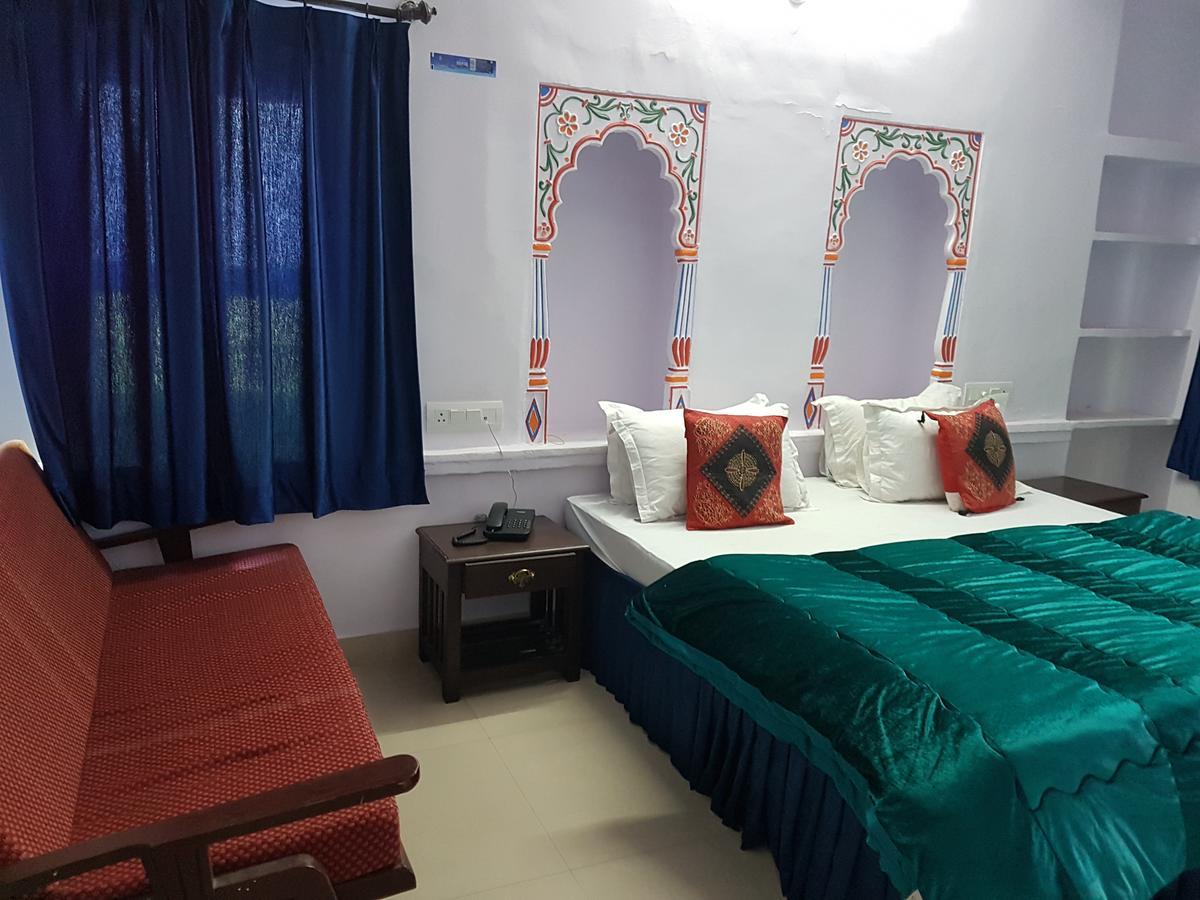 Devi Vilas Guest House Удайпур Экстерьер фото